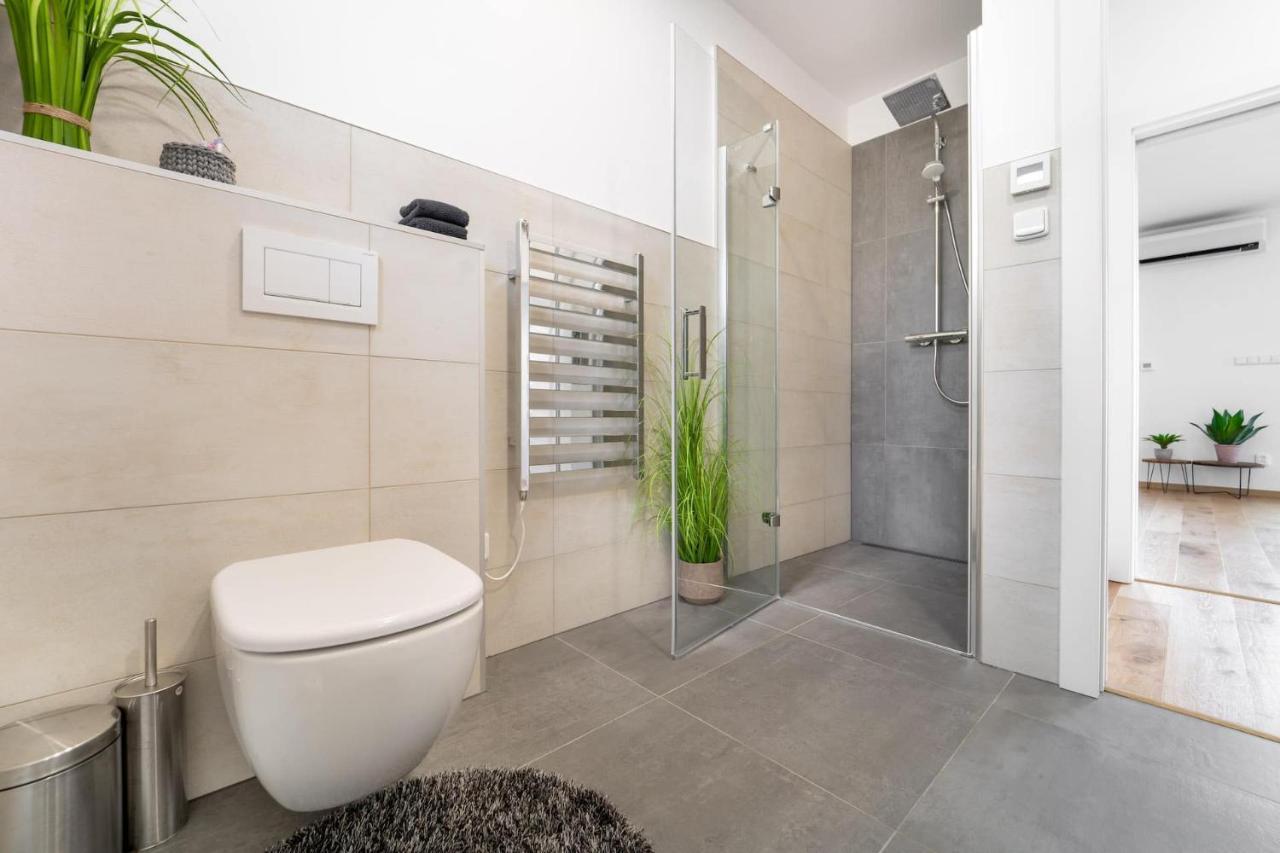 Domy pod Pálavou Apartamento Klentnice Exterior foto