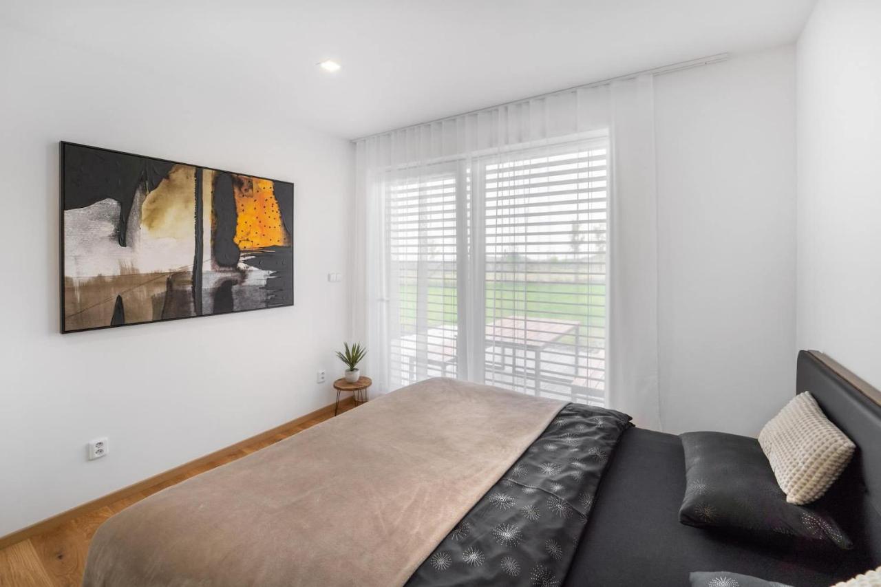 Domy pod Pálavou Apartamento Klentnice Exterior foto
